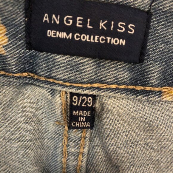 Angel Kiss Sunflower Denim Shorts 9/29 NWT - Picture 6 of 7